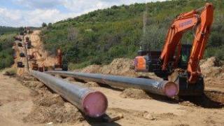 Вертикалният газов коридор у нас поскъпна, а може да погълне и още 370 млн. лв.